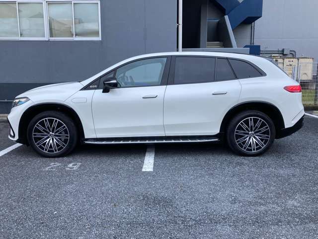 MERCEDES BENZ EQS SU 2023 Image 31