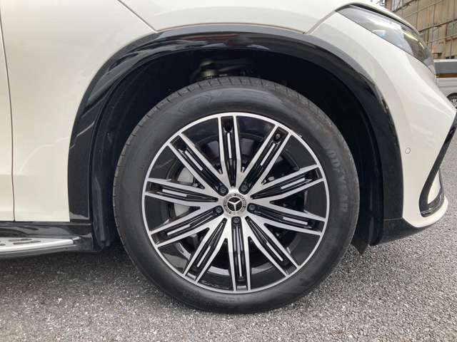 MERCEDES BENZ EQS SU 2023 Image 31