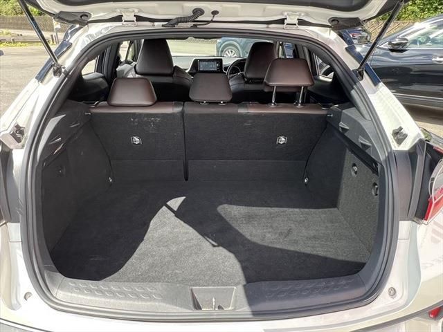 TOYOTA C-HR 2018 Image 31