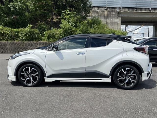 TOYOTA C-HR 2018 Image 31