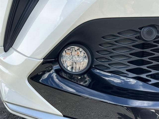 TOYOTA C-HR 2018 Image 31