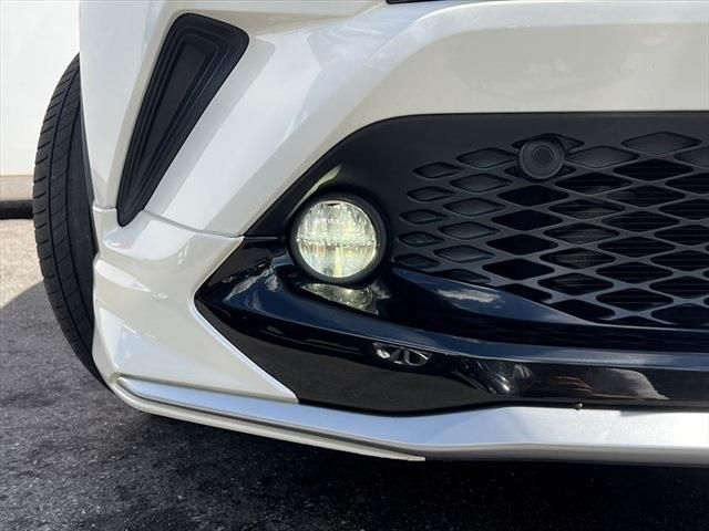 TOYOTA C-HR 2018 Image 31