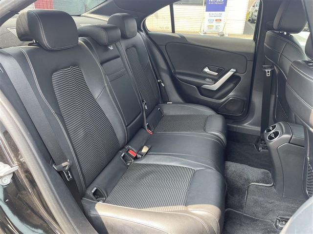 MERCEDES BENZ A CLAS 2019 Image 31