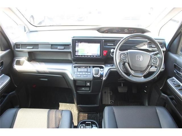 HONDA STEPWAGON E:HEV SPAD 2019 Image 31