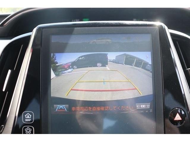 TOYOTA PRIUS PHV 2018 Image 31