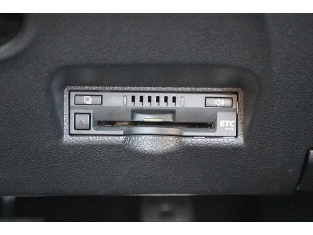 TOYOTA PRIUS PHV 2018 Image 31