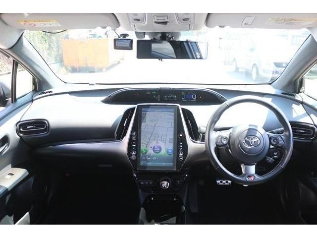 TOYOTA PRIUS PHV 2018 Image 31