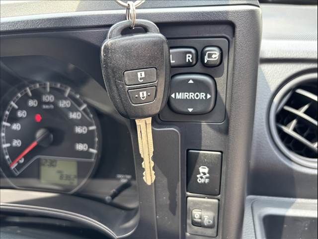 TOYOTA PROBOX VAN 2WD 2020 Image 31