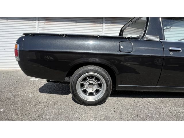 NISSAN SUNNY TRUCK 1991 Image 31