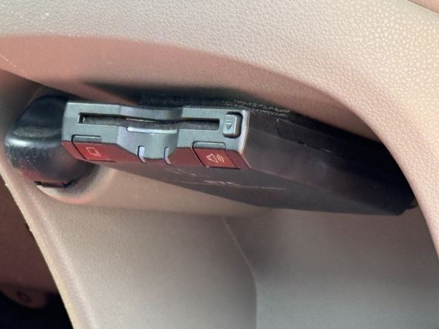 DAIHATSU MIRA E:S 2014 Image 31