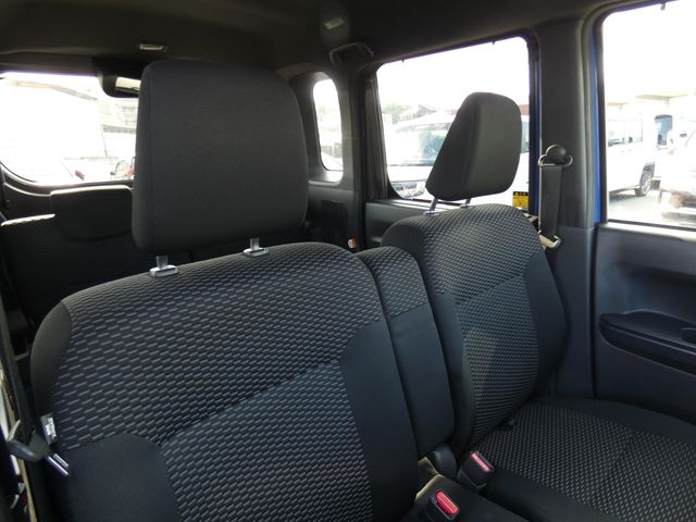 DAIHATSU WAKE 2017 Image 31