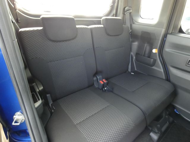 DAIHATSU WAKE 2017 Image 31