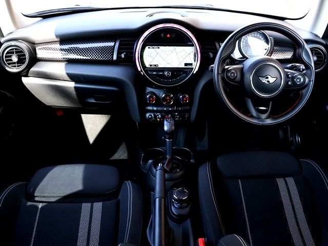 BMW MINI COOPER S 2017 Image 31