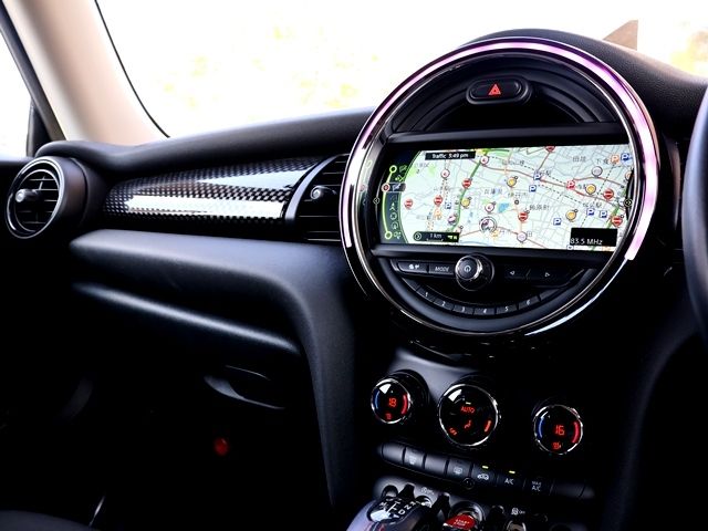 BMW MINI COOPER S 2017 Image 31