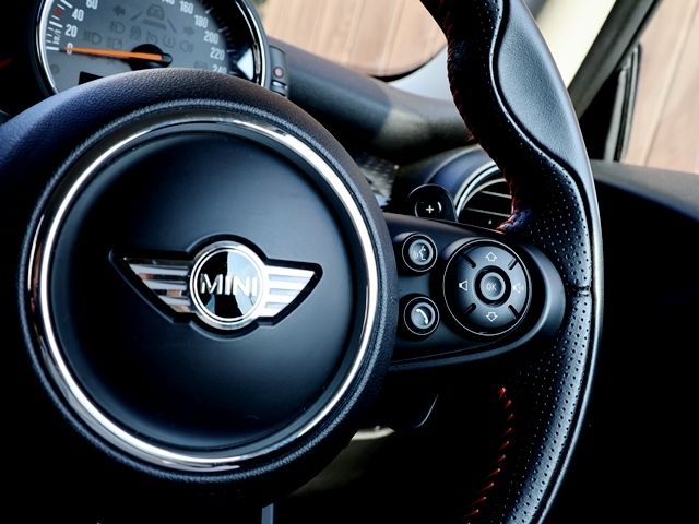 BMW MINI COOPER S 2017 Image 31