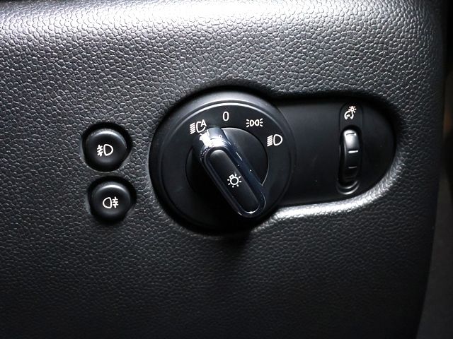 BMW MINI COOPER S 2017 Image 31