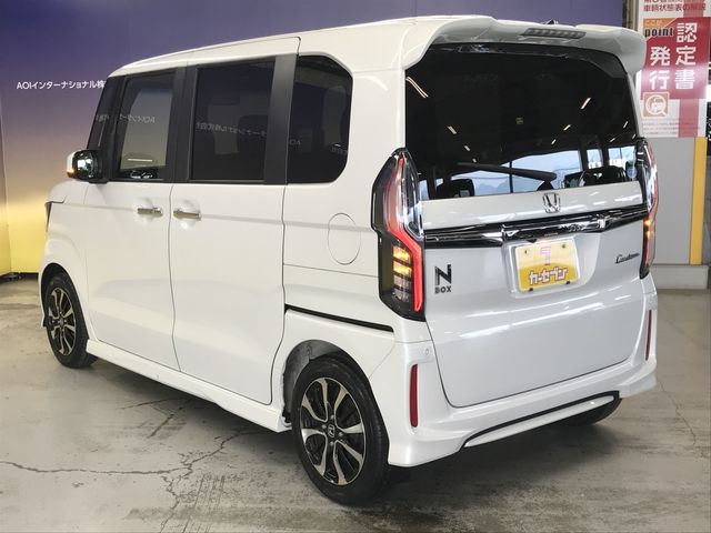 HONDA N BOX CUSTOM 2020 Image 31