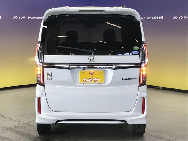 HONDA N BOX CUSTOM 2020 Image 31