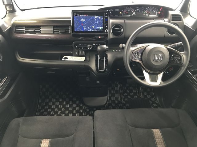 HONDA N BOX CUSTOM 2020 Image 31