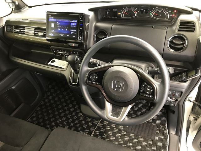 HONDA N BOX CUSTOM 2020 Image 31