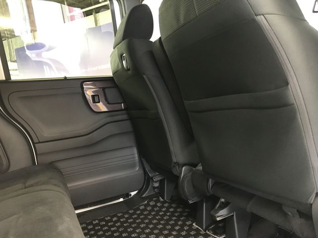 HONDA N BOX CUSTOM 2020 Image 31