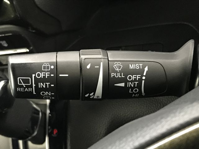 HONDA N BOX CUSTOM 2020 Image 31