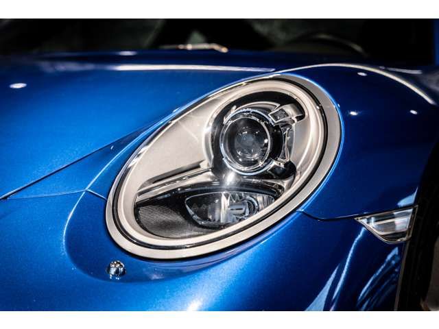 PORSCHE 911 2017 Image 31