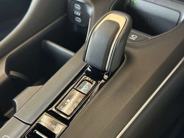 TOYOTA CROWN CROSSOVER 2022 Image 31