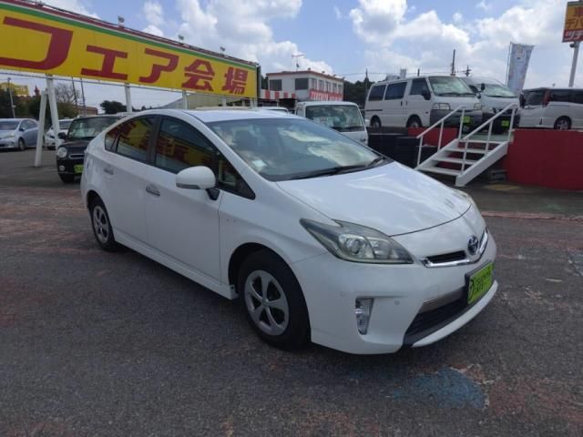 TOYOTA PRIUS PHV 2012 Image 31