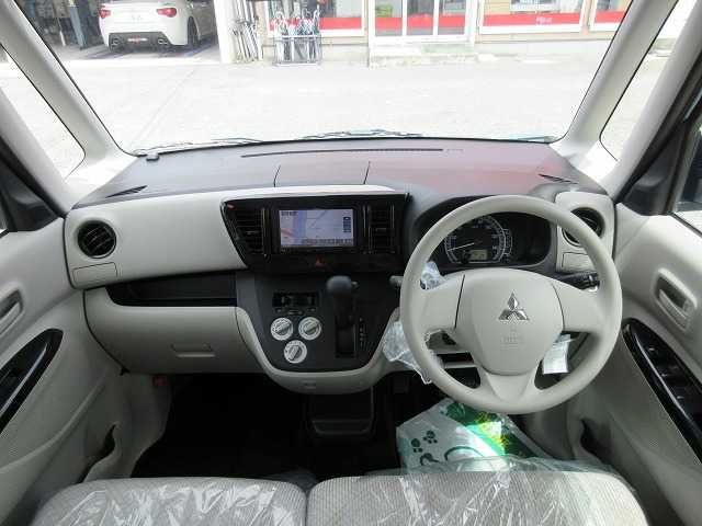 MITSUBISHI EK SPACE 2017 Image 31