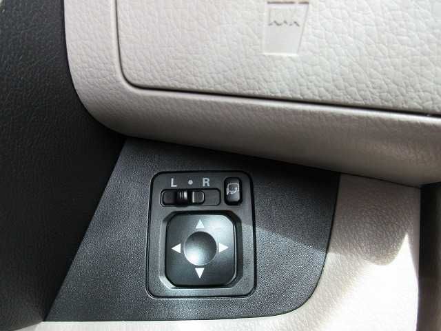 MITSUBISHI EK SPACE 2017 Image 31