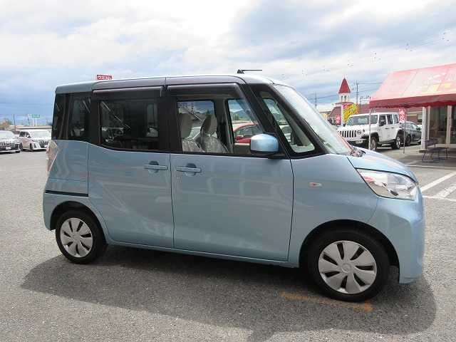 MITSUBISHI EK SPACE 2017 Image 31