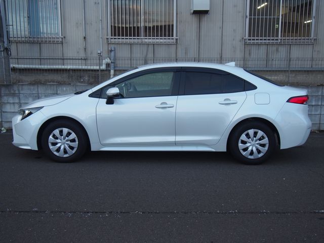 TOYOTA COROLLA SEDAN 2022 Image 31