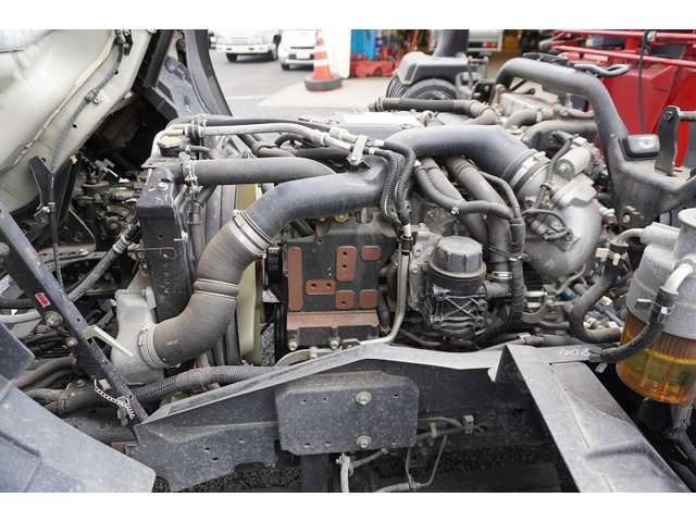 ISUZU FORWARD 2018 Image 31