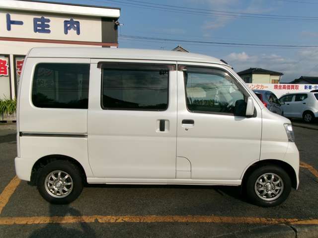 DAIHATSU HIJET CARGO 4WD 2014 Image 31