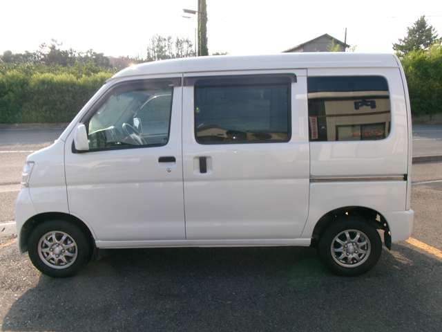 DAIHATSU HIJET CARGO 4WD 2014 Image 31