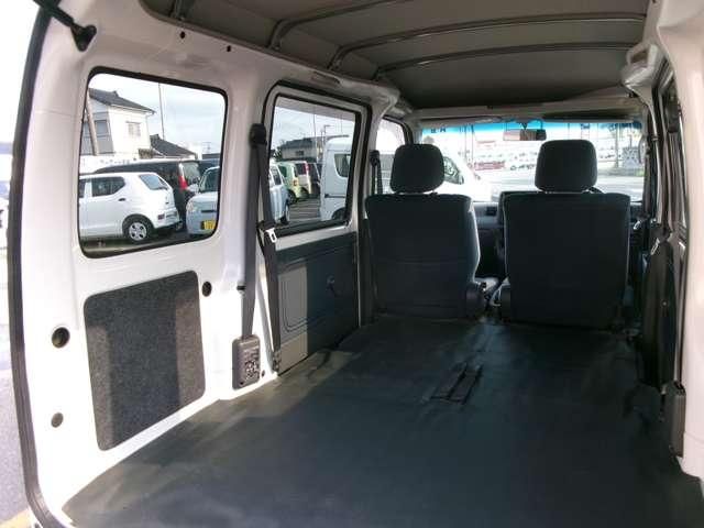 DAIHATSU HIJET CARGO 4WD 2014 Image 31