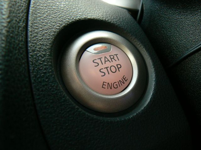 NISSAN JUKE 2011 Image 31