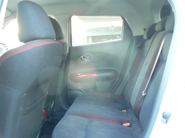 NISSAN JUKE 2011 Image 31