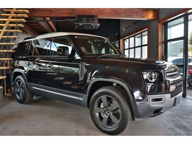 ROVER DEFENDER 2025 Image 31