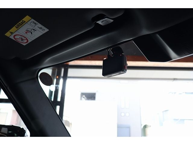 ROVER DEFENDER 2025 Image 31