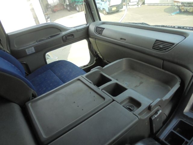 ISUZU GIGA 2009 Image 31