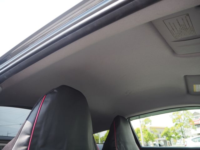 HONDA CR-Z 2010 Image 31