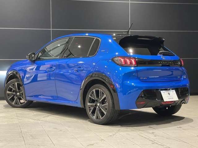 PEUGEOT 208 2022 Image 31