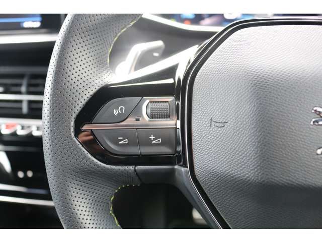 PEUGEOT 208 2022 Image 31