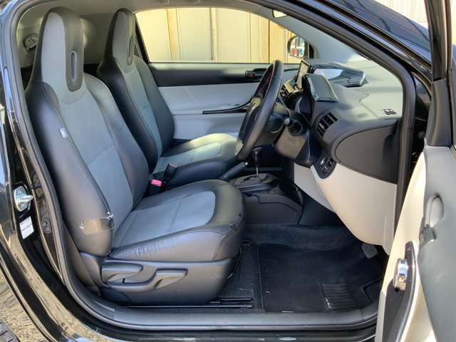 TOYOTA IQ 2012 Image 31