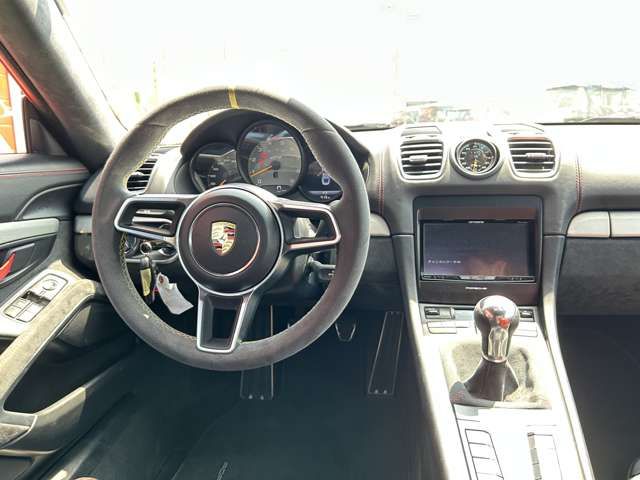 PORSCHE CAYMAN 2015 Image 31