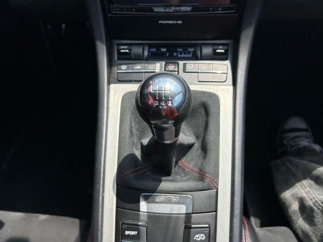 PORSCHE CAYMAN 2015 Image 31