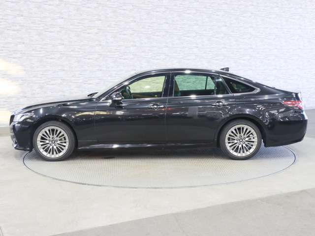 TOYOTA CROWN SEDAN HYBRID 2020 Image 31