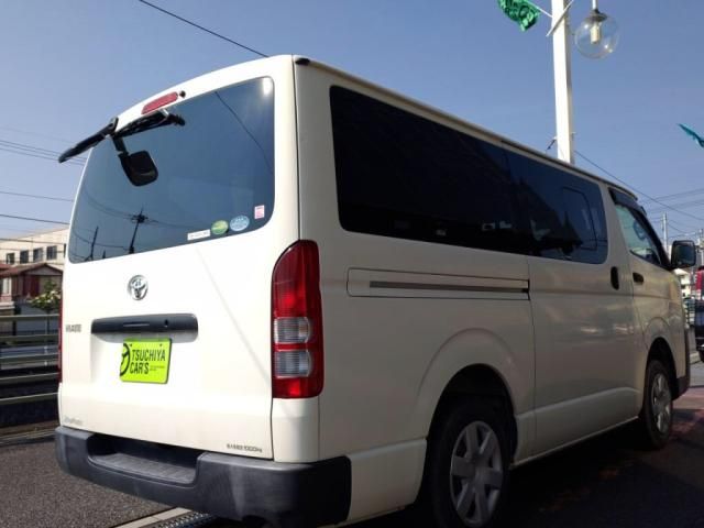 TOYOTA HIACE VAN 2WD 2019 Image 31